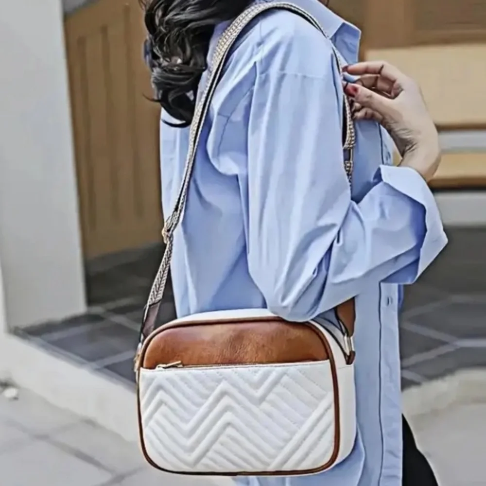 Boutique this crossbody
